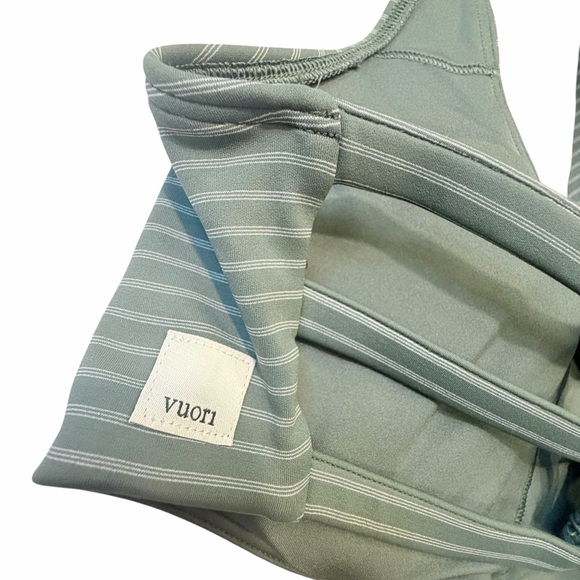 NWOT VUORI Stripe Yosemite Bra aspen Green Stripe size small NEW - Picture 5 of 7